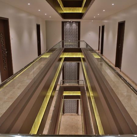 Hotel K P Pride Jalgaon Bagian luar foto