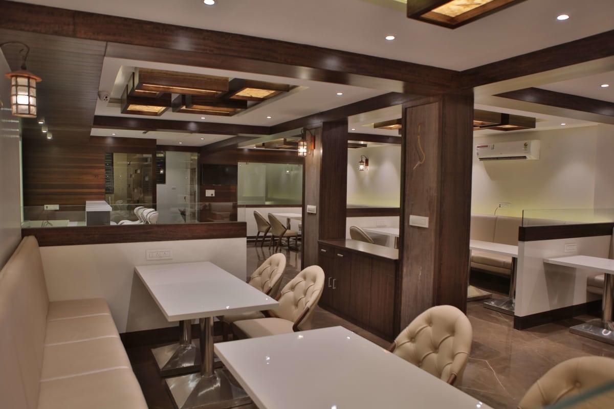 Hotel K P Pride Jalgaon Bagian luar foto